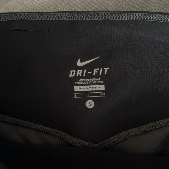 Nike Leggings - Picture 4 of 4